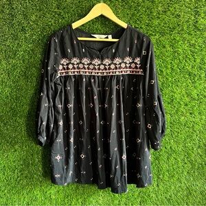 Ōs by Fourbuttons Embroidered Peasant Blouse